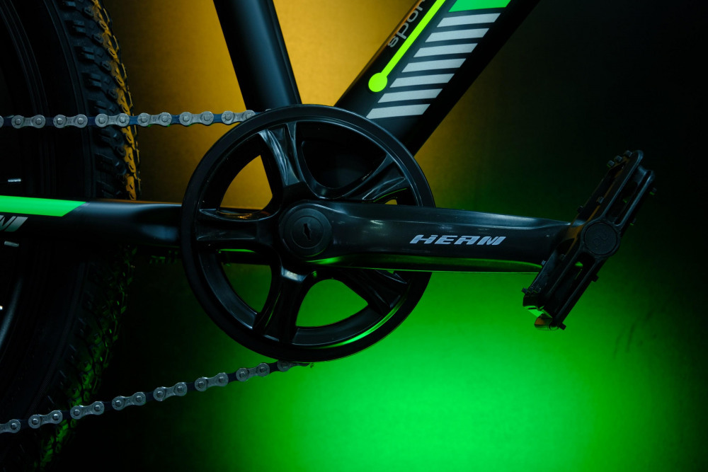 Heam First 247 Матовый Чёрный/Зелёный