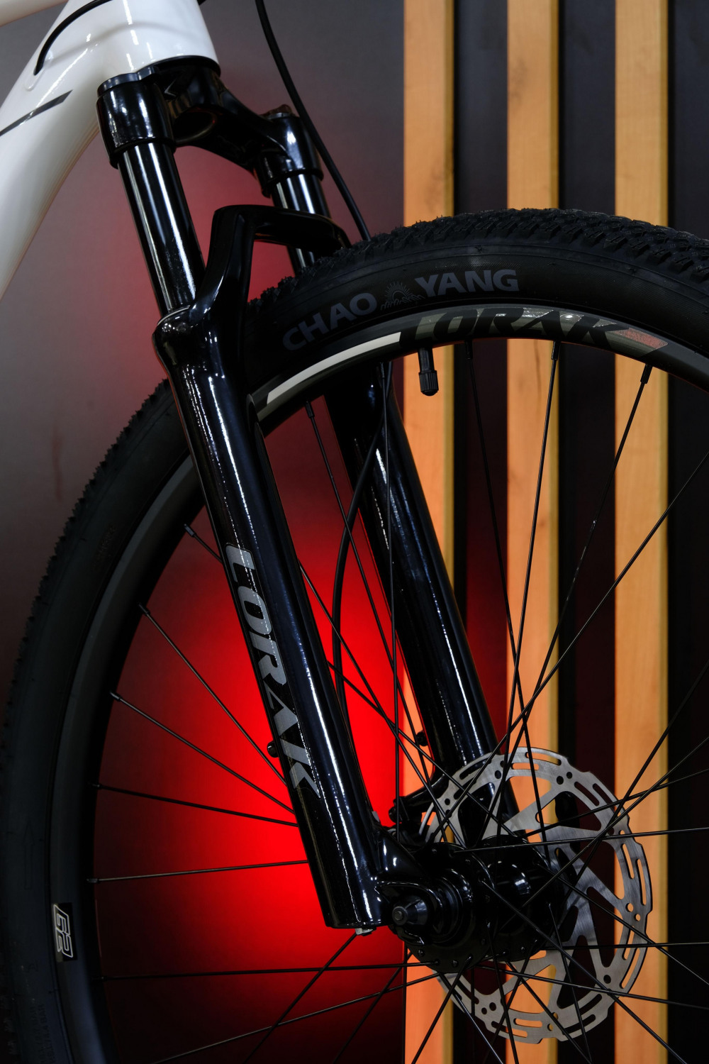 LORAK Sel 9450 SE Белый рама 19 (на рост 171-182)